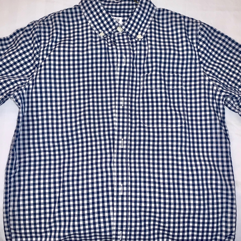 Size 10 100% cotton big boy button down shirt- GAP